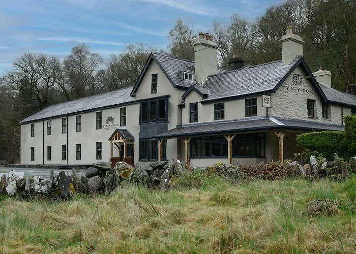 Tyn-Y-Coed Inn